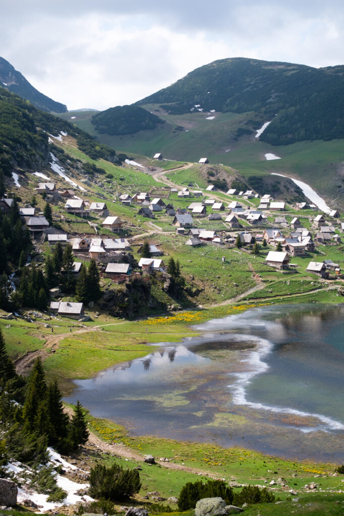 Bosnia: Historical Axis